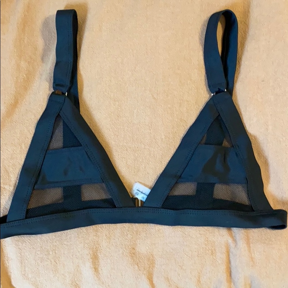 Bikini top